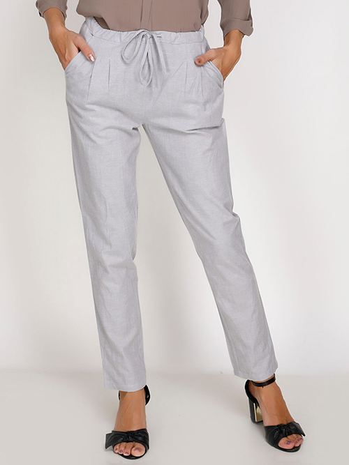 Women String Trouser In Grey